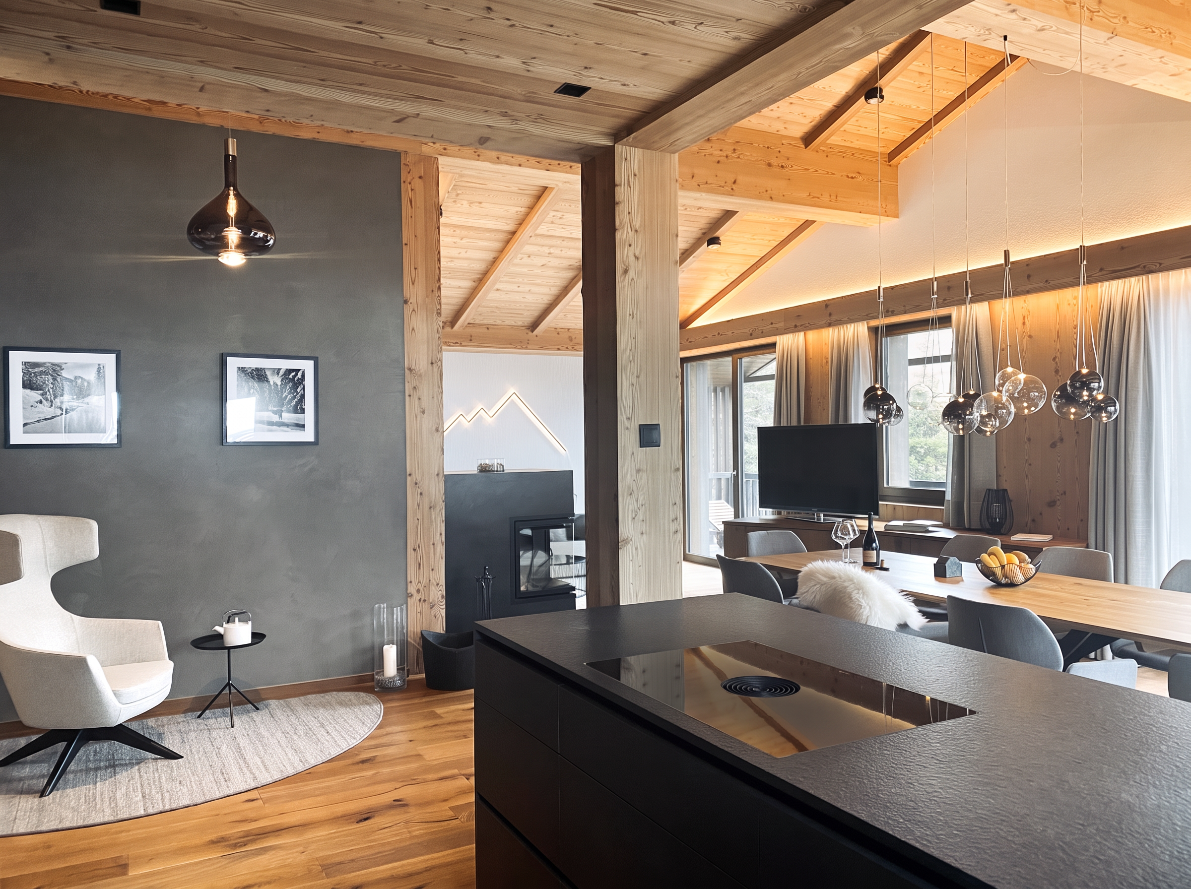 Blick von der Küche in den offenen Wohn- und Essbereich des Florisa Penthouse